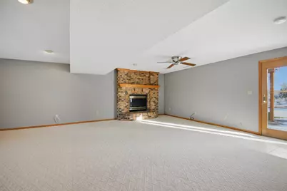 2305 13th Street SW, Austin, MN 55912 - Photo 37