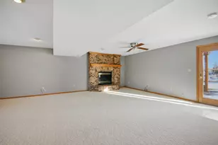 2305 13th St SW, Austin, MN 55912 - Photo 37