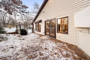 7686 Blackwell Ct N, Inver Grove Heights, MN 55076 - Photo 31