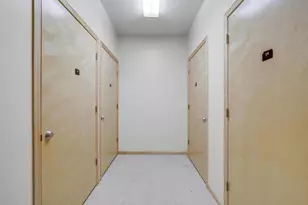 2565 Franklin Ave, Saint Paul, MN 55114 - Photo 29