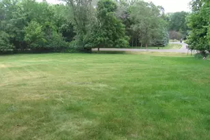 1604 18th St SW, Austin, MN 55912 - Photo 1