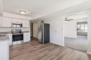 14381 Heywood Ave, Apple Valley, MN 55124 - Photo 23