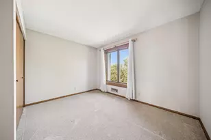 10234 Berkshire Rd, Bloomington, MN 55437 - Photo 13