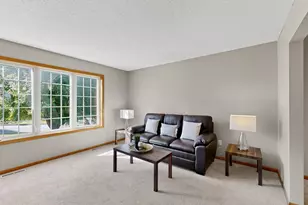 2114 Ponderosa Dr SW, Rochester, MN 55902 - Photo 13