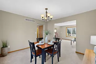 2114 Ponderosa Dr SW, Rochester, MN 55902 - Photo 15