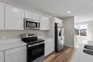 2140 Violet Ln, Faribault, MN 55021 - Photo 15