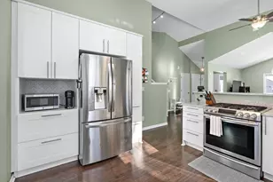 4382 Braddock Trail, Eagan, MN 55123 - Photo 9