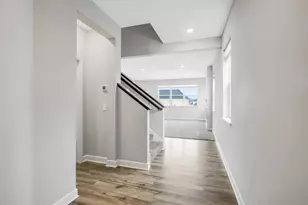 451 Murray Hl Wy, Waconia, MN 55387 - Photo 9