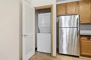 1505 5th St N, Hopkins, MN 55305 - Photo 7