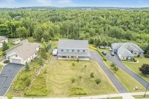 2718 Northridge Dr, Duluth, MN 55811 - Photo 41