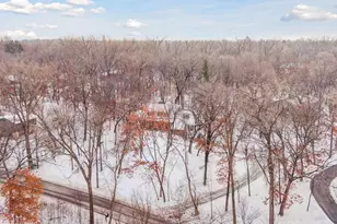 20 Spring Farm Ln, North Oaks, MN 55127 - Photo 3