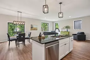 4087 Isaac Ct, Vadnais Heights, MN 55127 - Photo 11