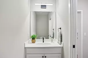 4087 Isaac Ct, Vadnais Heights, MN 55127 - Photo 15