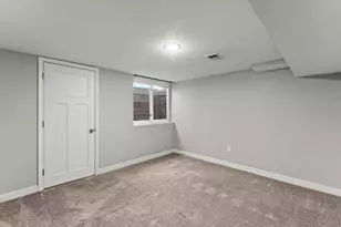 520 Barrett St S, Winsted, MN 55395 - Photo 19