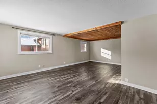 520 Barrett St S, Winsted, MN 55395 - Photo 3