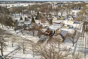 520 Barrett St S, Winsted, MN 55395 - Photo 27