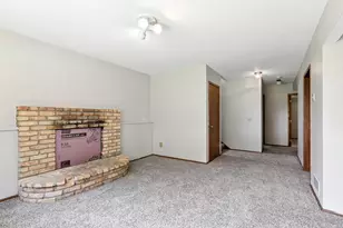 2515 Royals Dr, Hopkins, MN 55305 - Photo 23