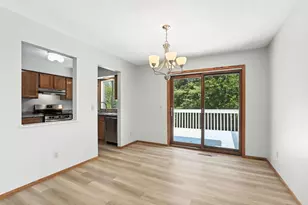 2515 Royals Dr, Hopkins, MN 55305 - Photo 11