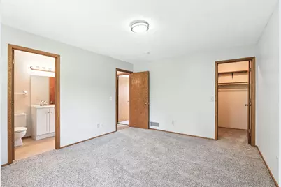 2515 Royals Drive, Hopkins, MN 55305 - Photo 17