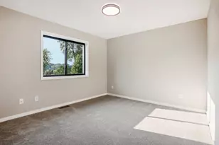 4093 Isaac Ct, Vadnais Heights, MN 55127 - Photo 29