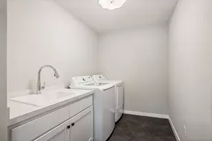 4093 Isaac Ct, Vadnais Heights, MN 55127 - Photo 25