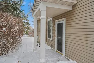 5220 Holly Ln N, Plymouth, MN 55446 - Photo 3