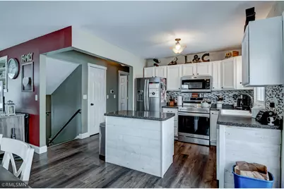 2714 Blakeley Avenue, Eau Claire, WI 54701 - Photo 9