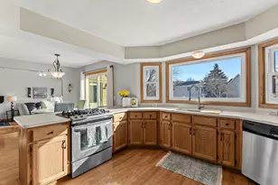 4116 Parkridge Dr, White Bear Township, MN 55110 - Photo 9