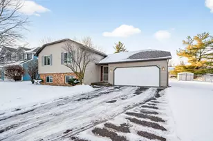 2840 Henslow Ave N, Oakdale, MN 55128 - Photo 1