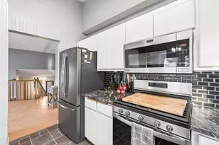 2840 Henslow Ave N, Oakdale, MN 55128 - Photo 3