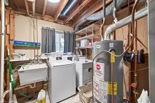 2840 Henslow Ave N, Oakdale, MN 55128 - Photo 17