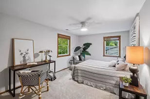 4275 Carlson Lake Ln N, Eagan, MN 55123 - Photo 27