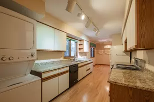 614 Meldahl Ln, Northfield, MN 55057 - Photo 5