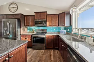 5357 Credit River Rd SE, Prior Lake, MN 55372 - Photo 11