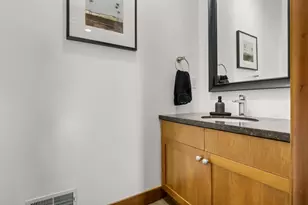 3248 Crestmoor Dr, Woodbury, MN 55125 - Photo 19