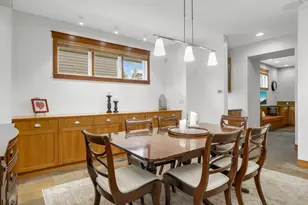 3248 Crestmoor Dr, Woodbury, MN 55125 - Photo 11