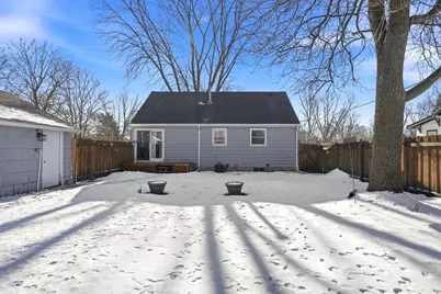 6708 Corvallis Avenue N, Crystal, MN 55428 - Photo 9