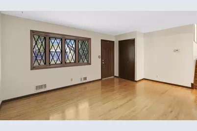 9109 Northwood Parkway, New Hope, MN 55427 - Photo 13