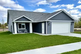 804 2nd St SE, Dodge Center, MN 55927 - Photo 1