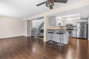 5527 E Bavarian Pass, Fridley, MN 55432 - Photo 3