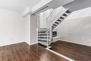 5527 E Bavarian Pass, Fridley, MN 55432 - Photo 7