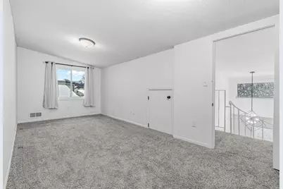 5527 E Bavarian Pass, Fridley, MN 55432 - Photo 21