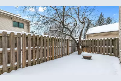 5527 E Bavarian Pass, Fridley, MN 55432 - Photo 25