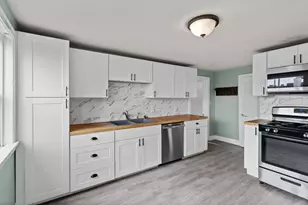 1207 Desoto Ave N, Glencoe, MN 55336 - Photo 9