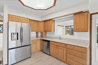 2597 Burke Avenue E, North Saint Paul, MN 55109 - Photo 11