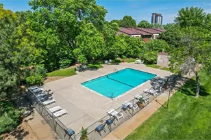 7300 York Ave S, Edina, MN 55435 - Photo 17