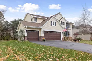 10766 Hawthorn Trail, Woodbury, MN 55129 - Photo 3