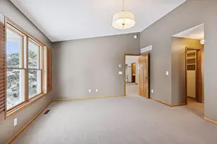 10766 Hawthorn Trail, Woodbury, MN 55129 - Photo 41