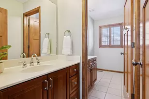 10766 Hawthorn Trail, Woodbury, MN 55129 - Photo 35