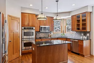 10766 Hawthorn Trail, Woodbury, MN 55129 - Photo 3